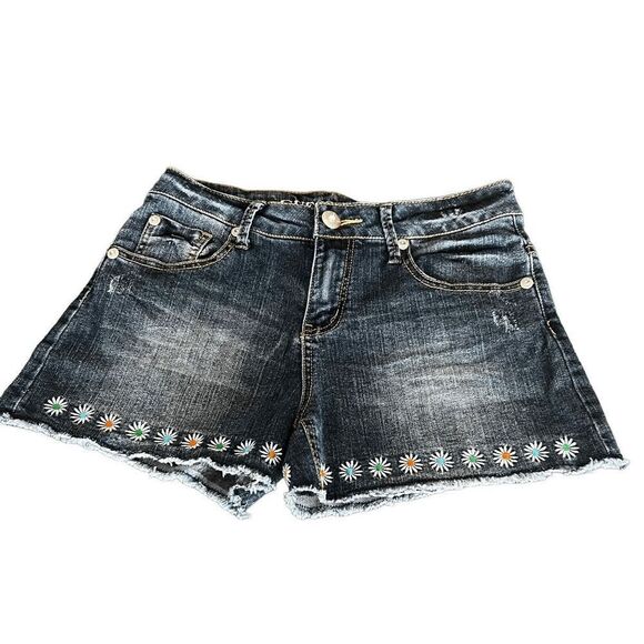 Guess daisy flowers embroidered jeans shorts - Picture 7 of 8
